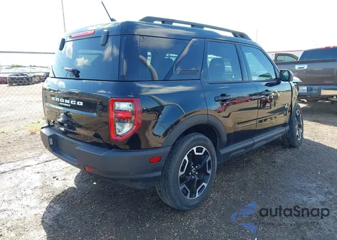 2023 Ford Bronco Sport Outer Banks z USA, uszkodzony, nr VIN 3FMCR9C68PRE01678